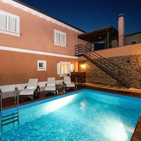 3 Bedroom Lovely In Pobri *