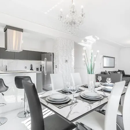 度假居 3 Bedroom Lovely In Pobri Donji Rukavac
